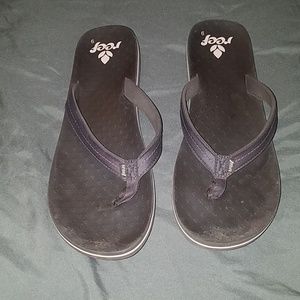 Reef flip flops
